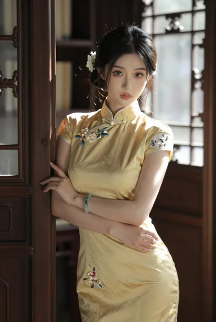 A female portrait in Neo-Chinese pure desire style, featuring a woman in a light yellow qipao with intricate embroidery, set against a dark wooden door frame and window lattice, illuminated by soft side backlighting that highlights her features and creates a warm, vintage atmosphere.