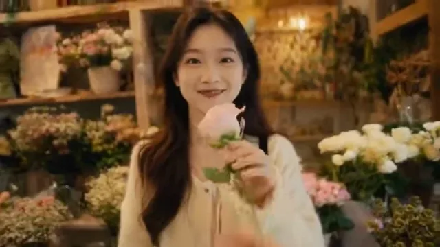A montage of people from different countries receiving a flower and smiling, symbolizing global connection and gratitude.